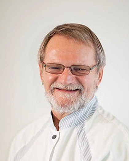 Friedhelm Havacker, Physiotherapeut und Inhaber